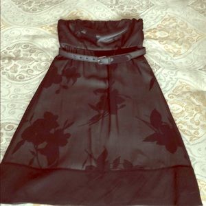 Beautiful strapless dress with belt